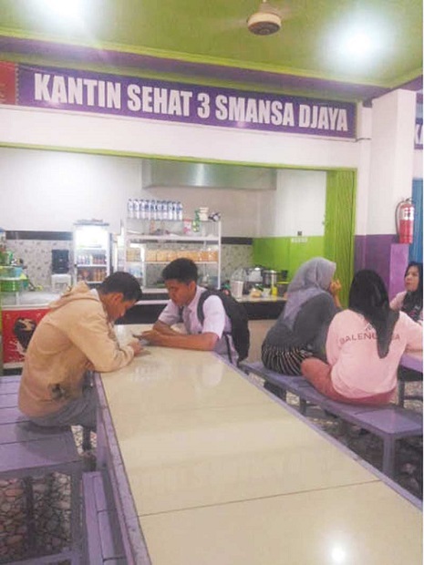 Kantin Sehat SMAN 1 Pekanbaru Dulang Prestasi dari Diskes Riau
