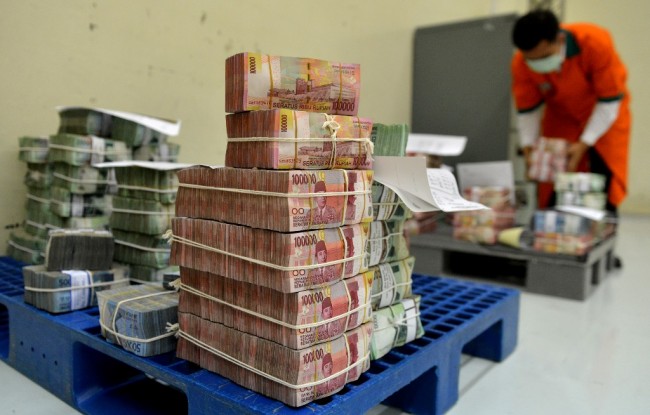 Rupiah Pagi Stagnan di Rp13.765/USD 