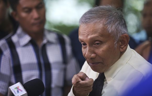 Amien Rais Tegaskan Dukungan Kepada Risma, Bukan Ahok 