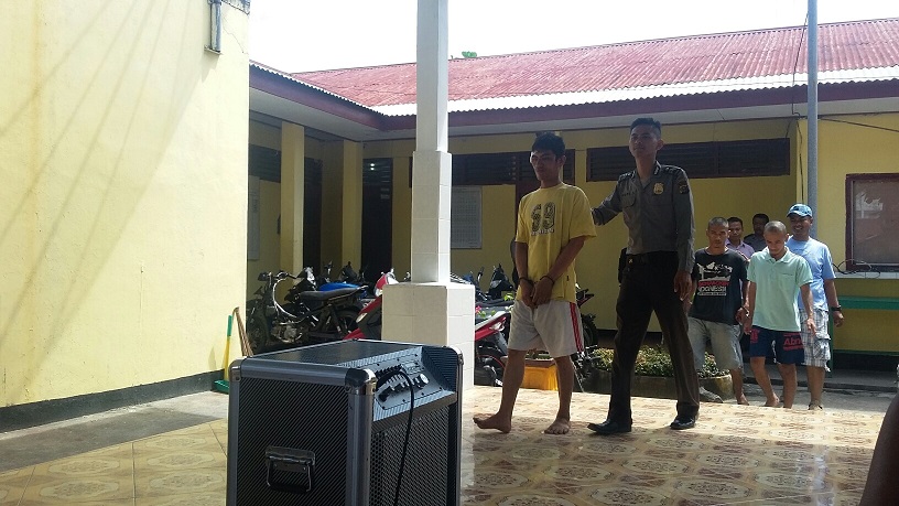Pelaku Curas Rusak Mobil Polisi dan Kena Massa 