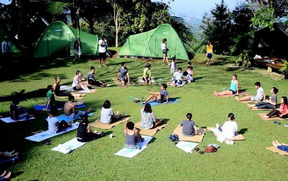 Lokasi Idaman untuk Yoga di Alam
