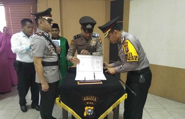 Hairul Hidayat Gantikan Mandey Jabat Kasat Lantas Bengkalis