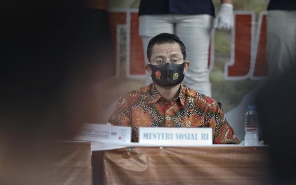 Mensos Usul Susu Masuk dalam Paket Bansos Sembako 
