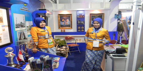 Tampil di Riau Expo 2015, Rohul Tampilkan Produk Unggulan UKM