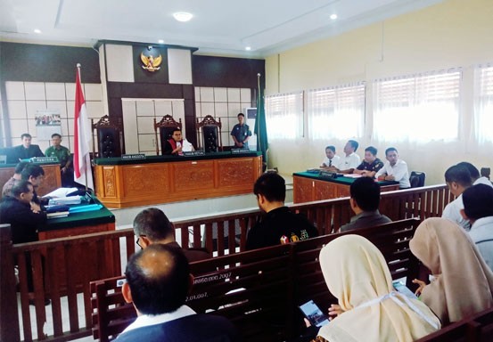 PN Rengat Gelar Sidang Praperadilan Komisioner Bawaslu Inhu