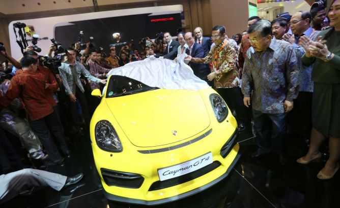Belasan Booth Mobil Eropa Pamerkan Produk Andalan di GIIAS 