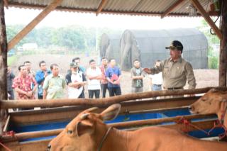 Jalankan Program RTMPE, Bupati Kampar Kembali Beri Pengarahan Camat dan Kades