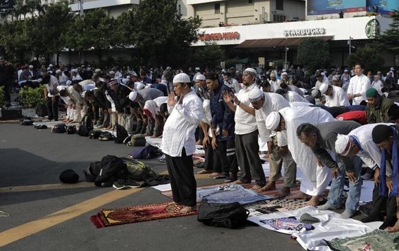 Gerindra Sarankan Pendukung Prabowo Berdoa di Masjid 