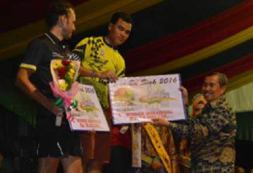 Ditutup Bupati, Vietnam National Team Dinobatkan Sebagai Tim Terbaik di Tour de Siak 2016