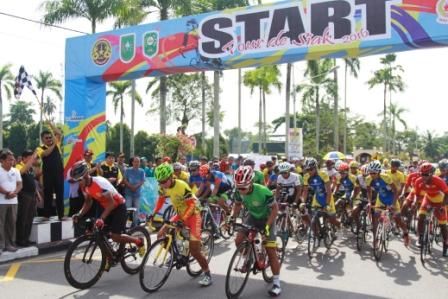 Hari ke Dua Tour De Siak 2016, Tim Vietnam Juarai Etape II 182,12 Km