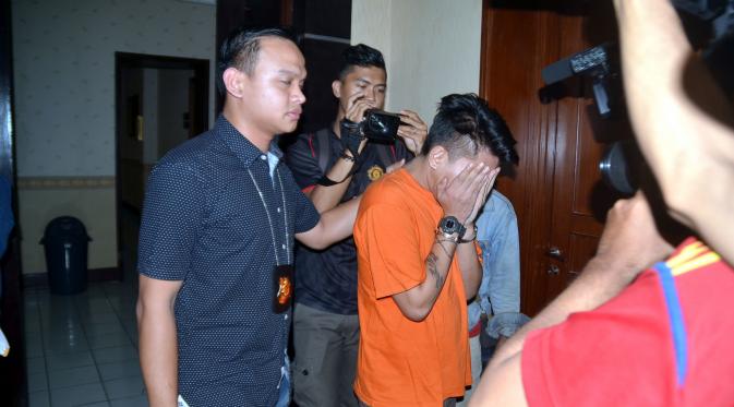 Ada Anggota DPR Aktif Dalam Prostitusi Artis