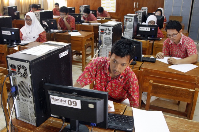 DPR Akan Dalami Masalah Pendidikan di Papua