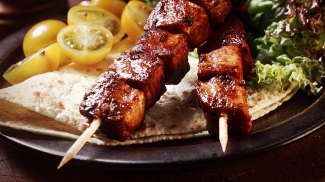 Cara Sehat Konsumsi Daging Kambing Saat Idul Adha 