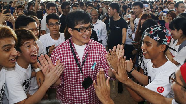 Jackie Chan, Aktor China Pertama Penerima Penghargaan Oscar