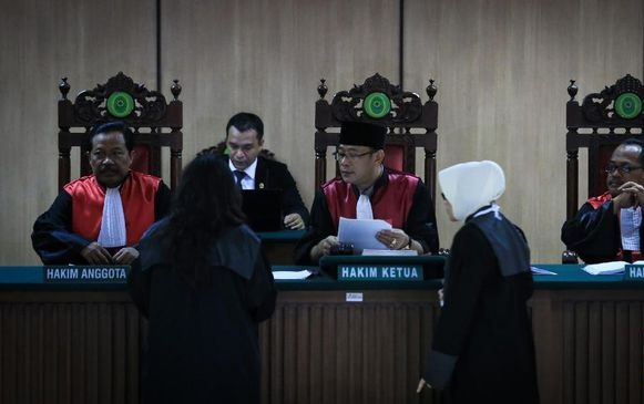 Landasan PK Ahok dan Kejanggalan Putusan Buni Yani
