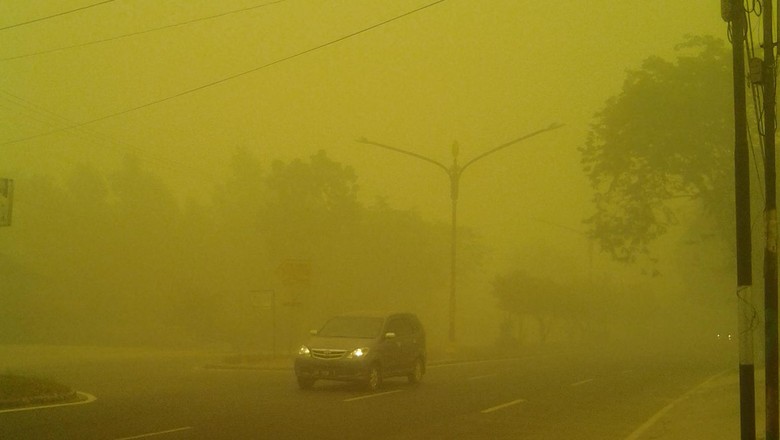 Bencana Kabut Asap di Palangkaraya, Sudah 2 Bulan Warga Tak Lihat Matahari 