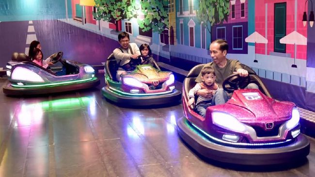 Jokowi soal Jan Ethes: Tak Boleh Ajak Main Boom Boom Car? 