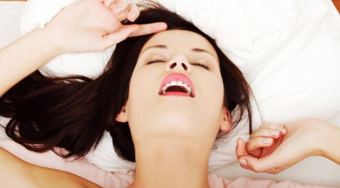 Jangan Salah, Libido Seks Wanita Tak Kalah dari Pria