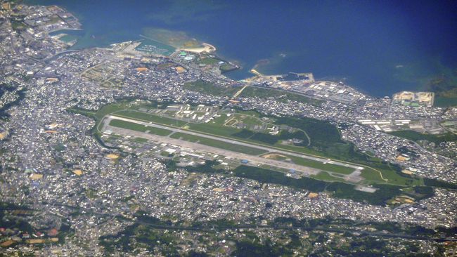 Warga Menolak, Abe Ngotot Pangkalan AS Tetap di Okinawa 