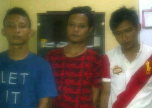 Rasakan, Pakai Sabu-sabu, PNS dan Honorer Meranti Ditangkap Polisi 
