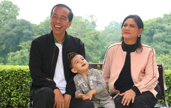 TKN Jokowi soal Polemik Jan Ethes: Sirik Tanda Tak Mampu