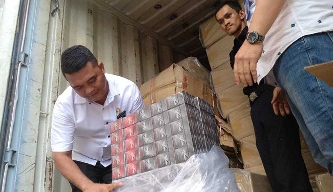 Usai Didemo Ampuh, DPRD Pekanbaru Langsung Sidak Bea Cukai 