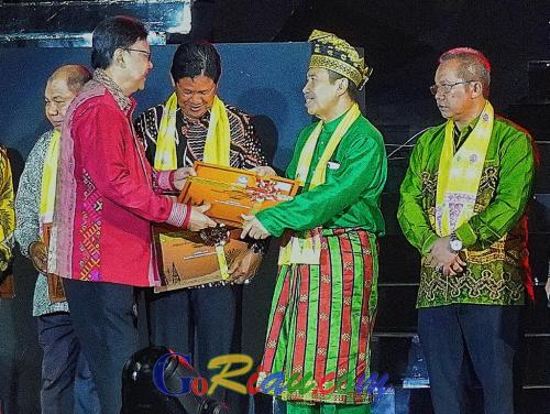 Riau Terima Warisan Budaya Tak Benda Indonesia, Gubri Syamsuar: Segera Dipatenkan