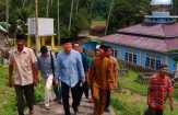 Cabup Kuansing Halim Blusukan di Desa Koto Kombu.