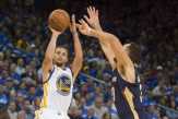 Warriors Kalahkan Pelicans di Laga Pembuka