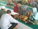 Ucapkan Kalimat Syahadat, Ayah bersama Tiga Putrinya Resmi Masuk Islam