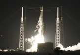 Satelit Meledak di SpaceX, Saham Space Com Turun Drastis