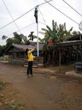 400 Rumah di Teluk Kiambang dan Mumpa Inhil Sudah Teraliri Listrik