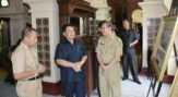 Kunjungan Kerja ke Siak, Kajati Riau Luangkan Waktu Melihat Peninggalan Kerajaan Siak di Istana