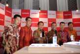 Tiga Menteri Sambut Ponsel 4G Murah 'Made in Indonesia'