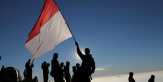 Mendaki Gunung Prau? Siapkan Baju Hangat, Sepatu, dan Obat-obatan...