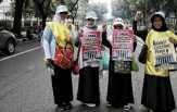 Zikir dan Doa Bergema di Aksi Damai Kawal Sidang MK
