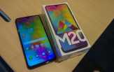 Samsung Incar Sopir Ojol Lewat Ponsel Baterai Bongsor