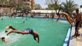 Puluhan Pengunjung Kolam Renang di China Digulung 'Tsunami'