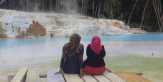Ajaib, Kawah Biru Cantik Ini Lokasinya Sering Pindah