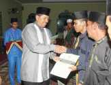 Wabup Alfedri Safari Jumat ke Dayun Serahkan Sajadah dan Alquran