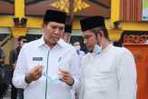 Hamdani Dipecat, Firdaus Untung