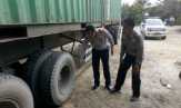 Tabrak Truk Tronton, Dua Pelajar Pengendara Motor Tewas di Jalintim Pelalawan