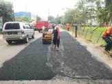 Hebat, Warga Kepenghuluan Sukajadi Jaya Kompak Perbaiki Jalan