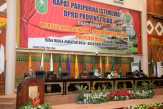 Paripurna Penyampaian Raperda Pertanggungjawaban Pelaksanaan APBD Riau T.A 2016