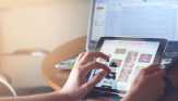 Milenial Akses Internet 7 Jam Sehari, Suka Belanja Nontunai