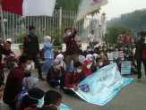 Darurat Asap, Pendemo Desak Presiden Jokowi Bawa Menkes ke Riau