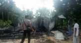 Diduga Arus Pendek, Rumah Papan Milik Taufik Ludes Terbakar Saat Ditinggal Bekerja