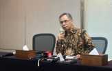 Bos Baru OJK Putar Otak Tebas Bunga Kredit
