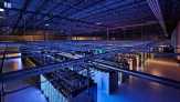 Perusahaan China Tencent Buat Data Center Pertama di RI	