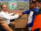 GAPKI Salurkan Bantuan Masker Asap Melalui Pemko Pekanbaru